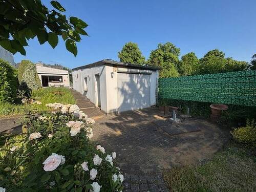 2 - 3 Zimmer Reihenendhaus zum Kaufen in Mönchengladbach