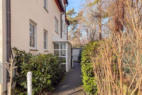 Eingang - 3 Zimmer Etagenwohnung in Dresden / Blasewitz