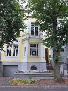 Die Frontansicht - Jugendstilhaus (Praxis und Wohnung) in Eschweiler