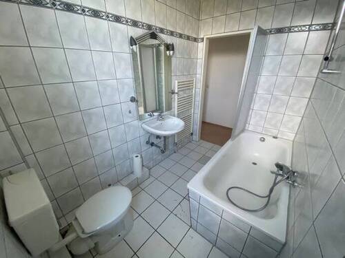 Badezimmer - 2 Zimmer Etagenwohnung in Bremerhaven