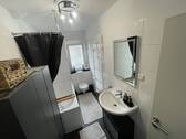 Badezimmer 2. OG links - 