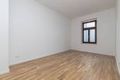 Schlafzimmer 2 - Etagenwohnung mit 109,00 m² in Leipzig zum Kaufen