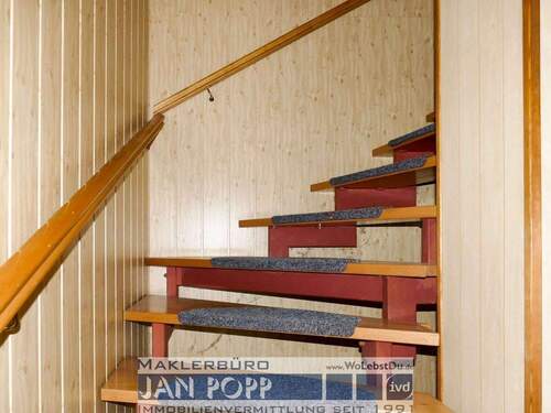 Treppe in das Obergeschoss - 