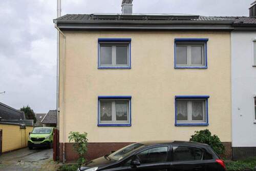 Ansicht - Eigenheim mit Garten inkl. Werkstatt, großer Garage und Innenhof