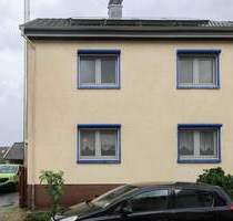 Eigenheim mit Garten inkl. Werkstatt, großer Garage und Innenhof - Dettenheim Liedolsheim