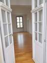 Balkontür mit Blick auf das Wonzimmer - 