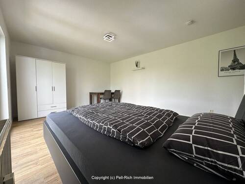 Wohn-/Schlafzimmer - 