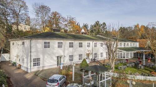 Blick auf das Haus - 1 Zimmer Etagenwohnung zum Kaufen in Berlin