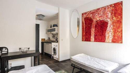 Wohn- & Schlafbereich - Etagenwohnung mit 28,00 m² in Berlin zum Kaufen