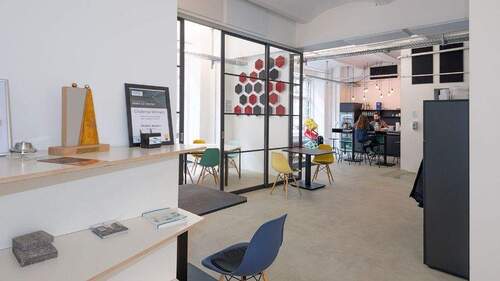 Flur - Büro zur Miete in Berlin