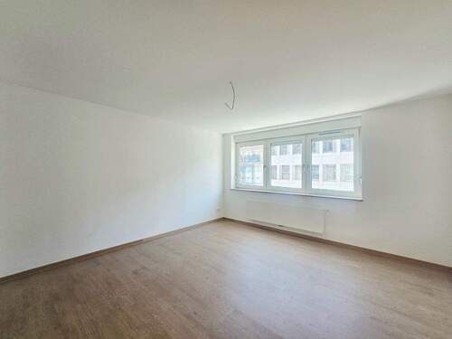 Wohnzimmer - Etagenwohnung mit 45,60 m&sup2; in Nürnberg zur Miete