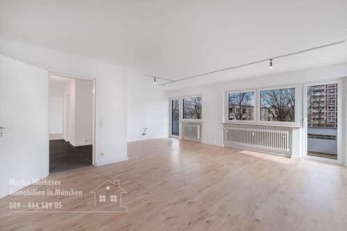Wohn/Essküche - Attraktive bezugsfreie 4-Zimmer-Wohnung mit großzügigem Balkon