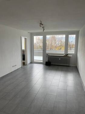 Wohnraum - Saniertes City-Apartment im Herzen von Neuperlach