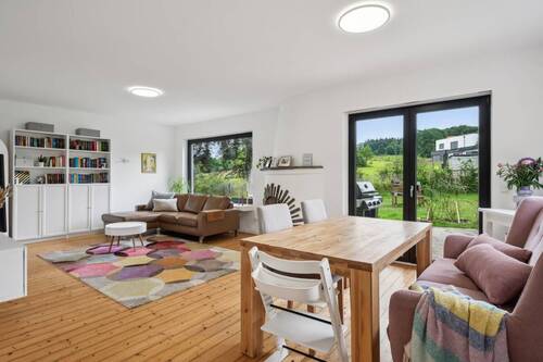 Wohn- und Essbereich inkl. Kamin - 