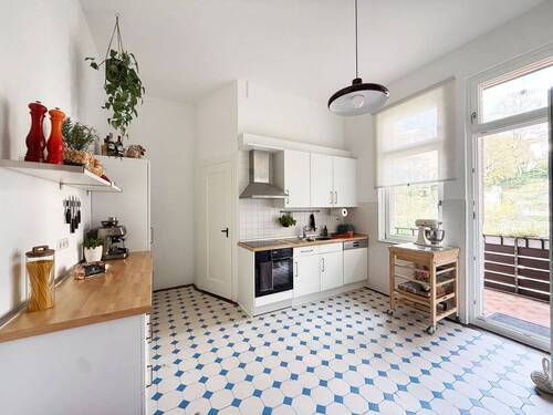 Küche - 7 Zimmer Etagenwohnung in Stuttgart