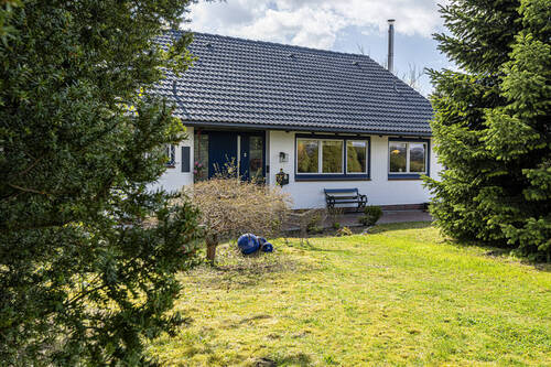 Ansicht - 5 Zimmer Einfamilienhaus zum Kaufen in Hamburg