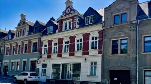 Außenansicht Straßenseite - Mehrfamilienhaus, Wohnhaus mit 183,00 m² in Hartha zum Kaufen