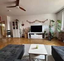 Moderne, helle 3 Zimmer Wohnung mit Balkon in Düsseldorf Wersten.