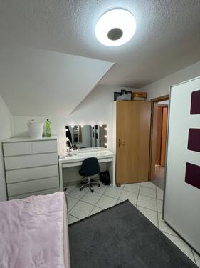 Kinderzimmer 1 WHG OG 1 - 