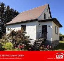 Familienhaus mit Terrasse und Kamin - Mittweida