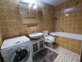 Bad mit Badewanne - 