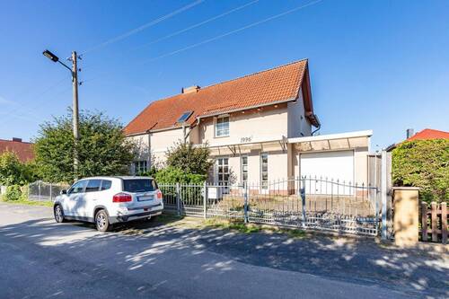 Hausansicht - Einfamilienhauswunder auf teilbaren Grundstück in Mahlsdorf