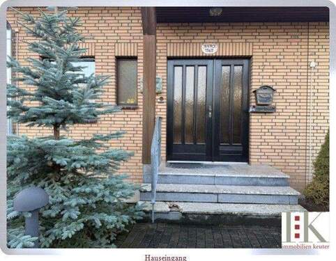 Hauseingang - 4 Zimmer Doppelhaushälfte in Kaarst