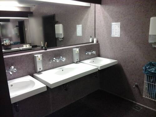 Damen-WC - 4 Zimmer Büro in Hamburg