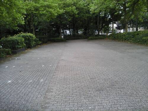 Aussen-Parkplätze - 
