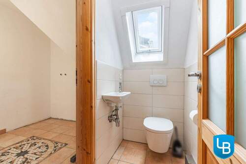 Gästetoilette in der Einliegerwohnung mit HWR - 