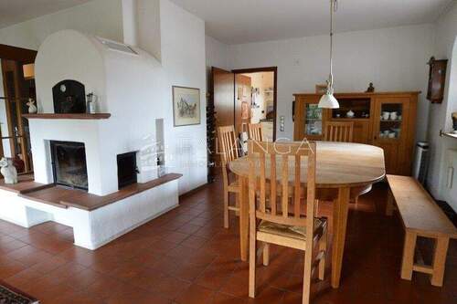 Essbereich mit Kamin - 