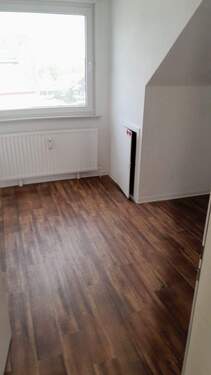 6e74d4c6-4c54-4ef3-b516-00affe5cdcd5.JPG - 