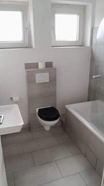 c5e49253-6eff-4bc5-b942-c4d84af4a78d.JPG - 