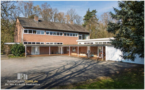 schule-auf-dem-land-als-wohnhaus-02 - 1 Zimmer Mehrfamilienhaus, Wohnhaus zum Kaufen in Wesel