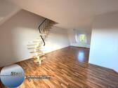 Wohnzimmer - 3 Zimmer Etagenwohnung zum Kaufen in Plauen