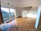 Wohnzimmer - 3 Zimmer Etagenwohnung in Plauen