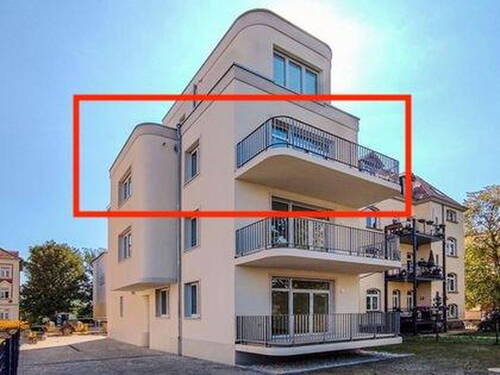 Rückseite & Seitenansicht Haus - 4 Zimmer Etagenwohnung zum Kaufen in Markkleeberg