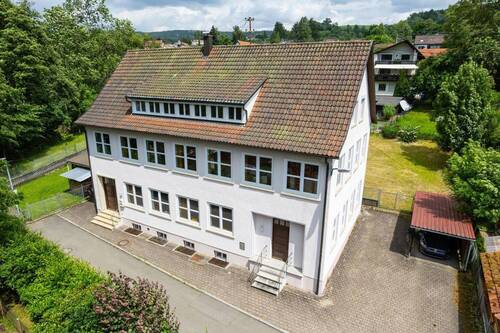 Außenansicht - Gemeindehaus Zillhausen - 398.000,00&nbsp;EUR Kaufpreis, ca.&nbsp; 98,00&nbsp;m&sup2;&nbsp;Wohnfl&auml;che