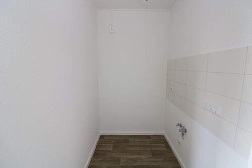 Beispiel Küche - Etagenwohnung mit 32,30 m&sup2; in Freiberg zur Miete