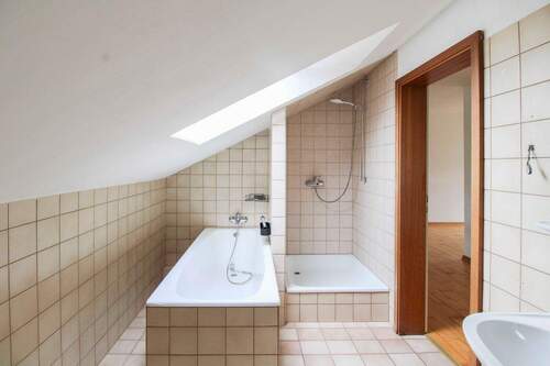 Bad Dachgeschoss - 