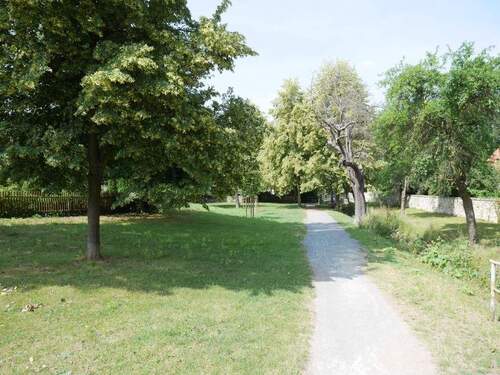 Umfeld - 3 Zimmer Etagenwohnung in Dresden
