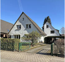 6-Zimmer-Haus direkt am grünen Park - Hamburg Sasel