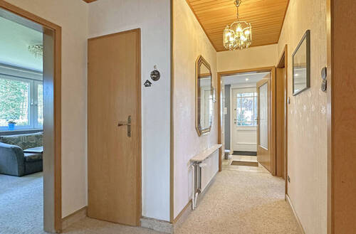 Flur - Einfamilienhaus mit 137,00 m&sup2; in Hamburg zum Kaufen