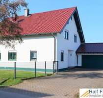 Osburg, freistehendes u. gepflegtes Einfamilienhaus mit Garten u. Doppelgarage.