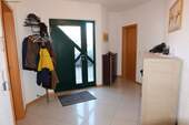 Eingangsbereich / Diele - 4 Zimmer Einfamilienhaus zum Kaufen in Osburg