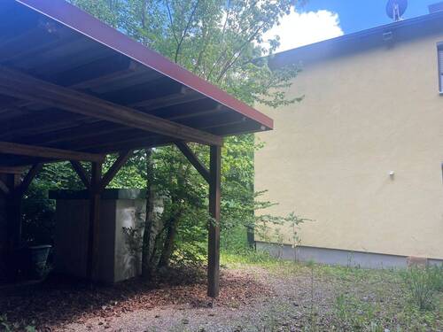 Rückansicht mit Carport.jpg - 