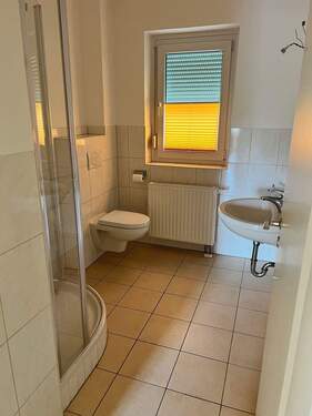 EG Bad.jpg - Einfamilienhaus mit 150,00 m&sup2; in Bad Kissingen zum Kaufen