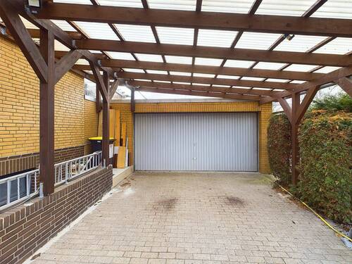 Garage - 
