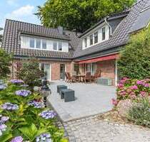 Energieeffizientes Traumhaus mit toller Einliegerwohnung in Hamburg-Sasel
