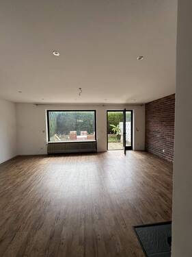 WZ - Doppelhaushälfte mit 120,00 m&sup2; in Kirchheim am Neckar zum Kaufen